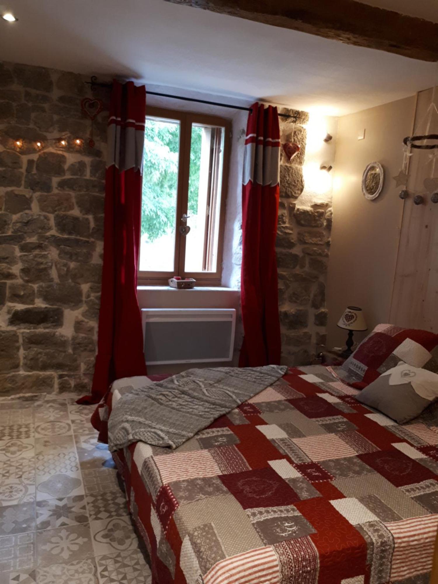 Chambres D Hotes Le Clos Des Vins D Anges Saint-Pierre-des-Champs Buitenkant foto