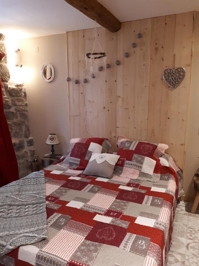 Chambres D Hotes Le Clos Des Vins D Anges Saint-Pierre-des-Champs Buitenkant foto